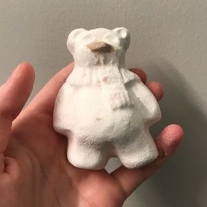 LUSH Polar Bear Bath Bomb